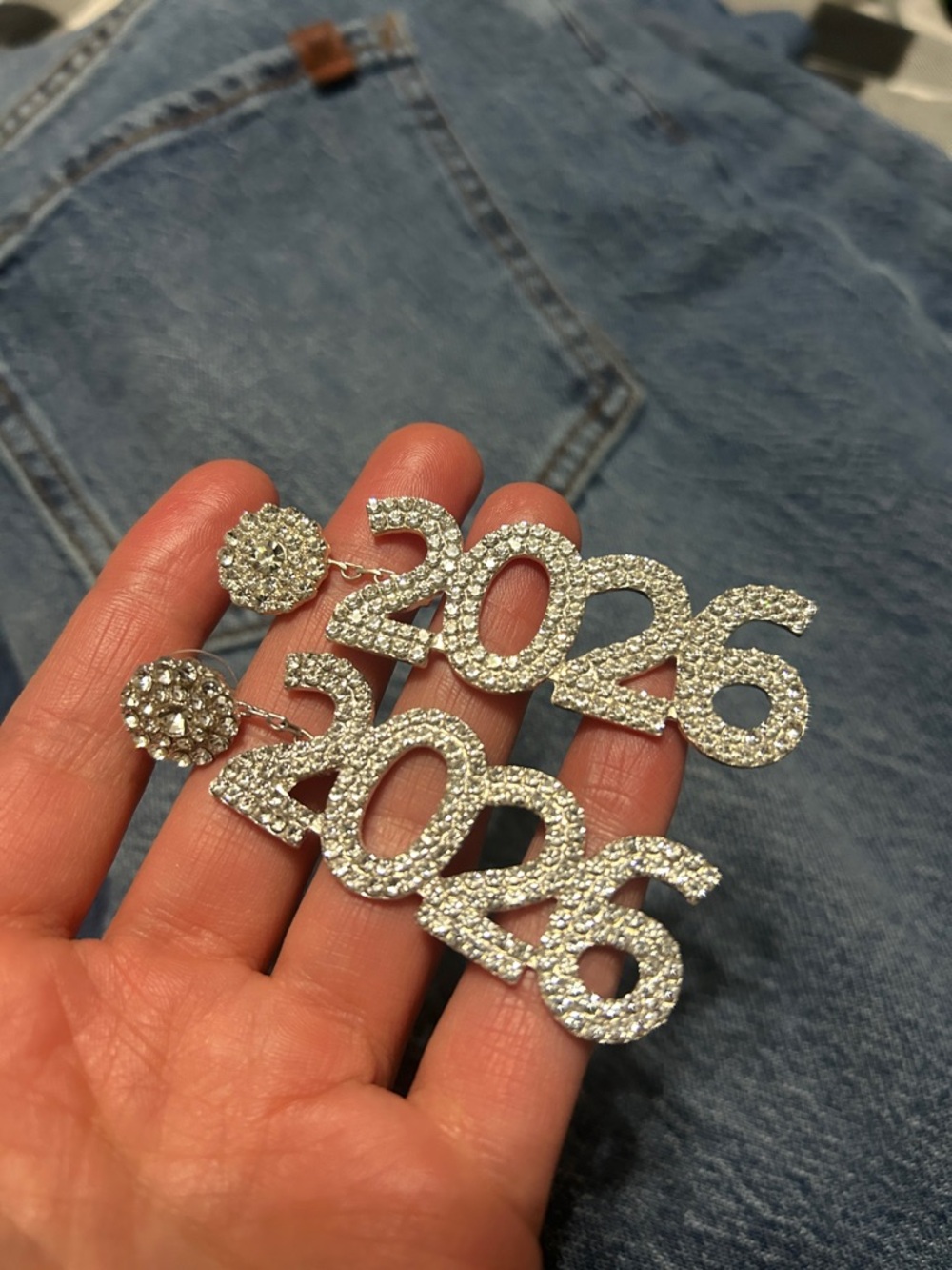 '2026' Graduation Earrings